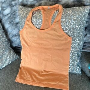 Lululemon tank athletic wear